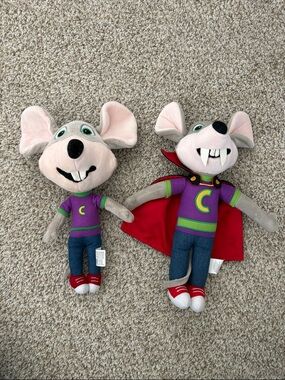 Plush Mouse Character Toy in Purple Shirt with Red Cape
